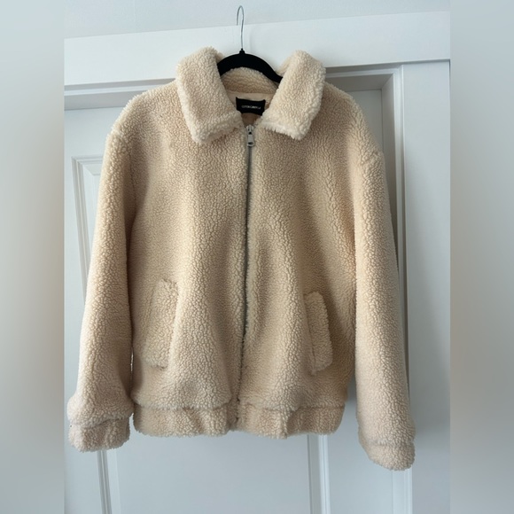 Sherpa Jacket - Picture 2 of 2